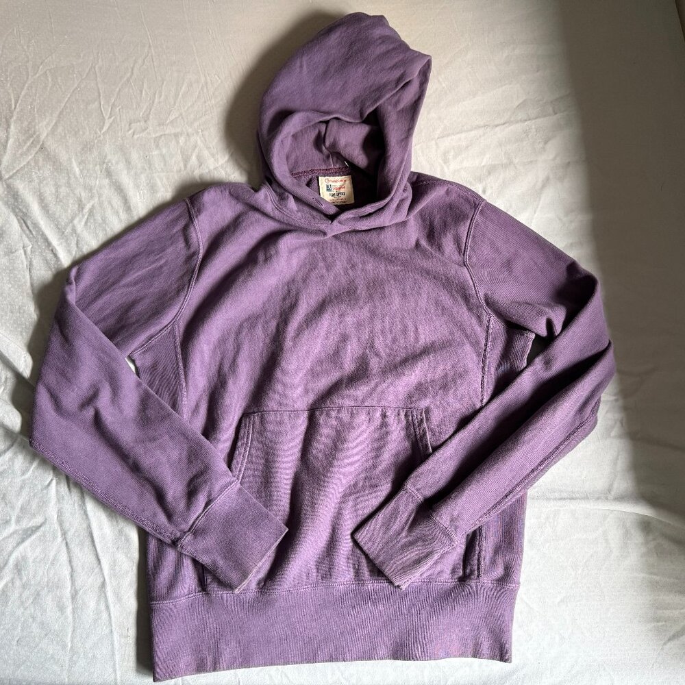 TODD SNYDER x CHAMPION POPOVER HOODIE in PURPLE MEDIUM $138